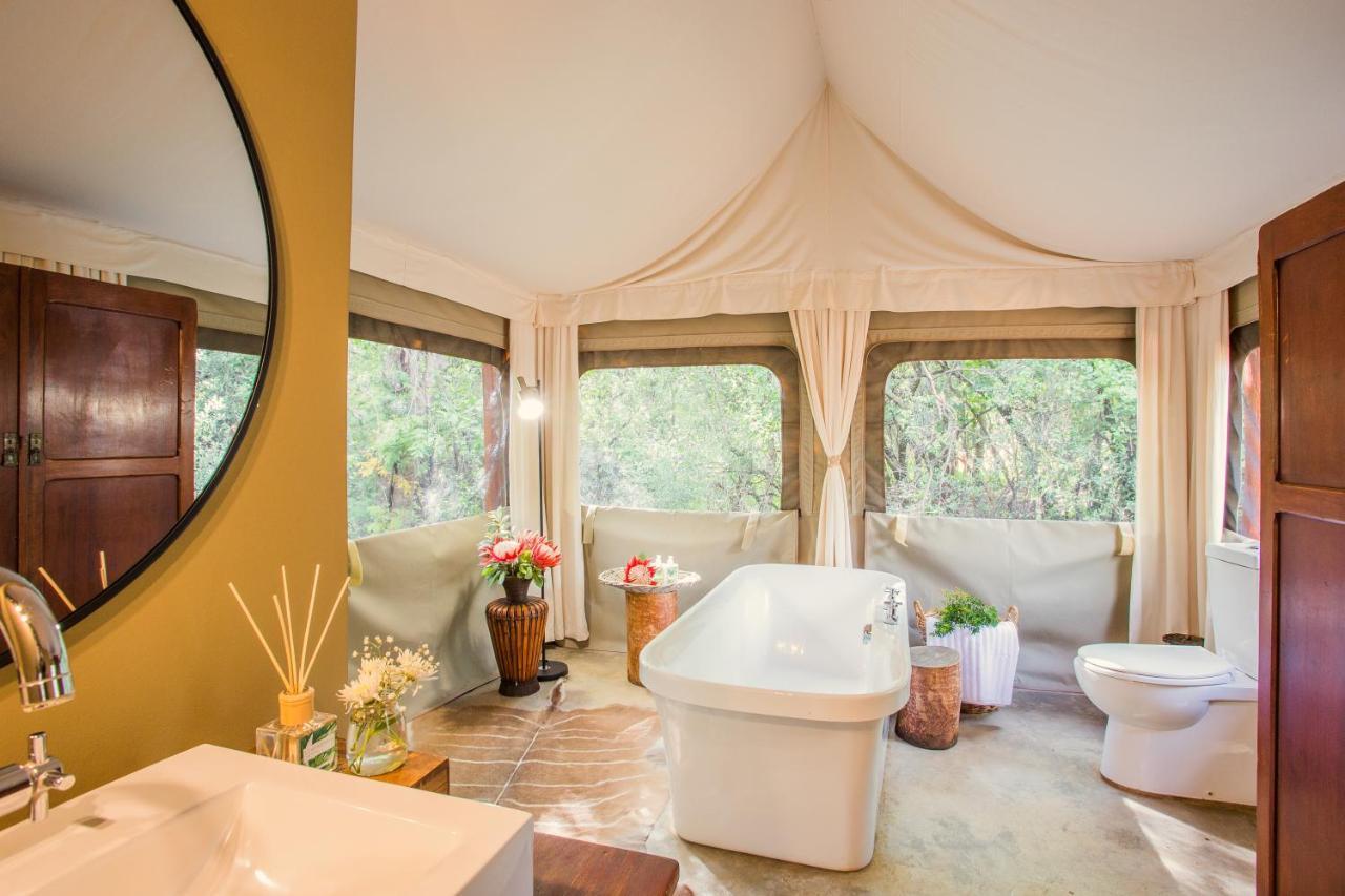 Luxe tent Zwartkloof Tented Camp Bela-Bela